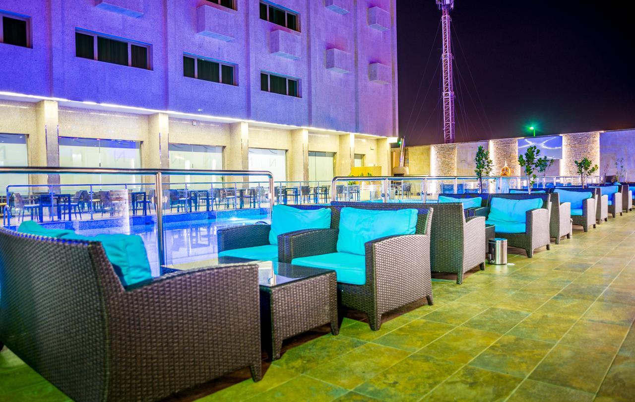 Novotel Yanbu Albahr Esterno foto